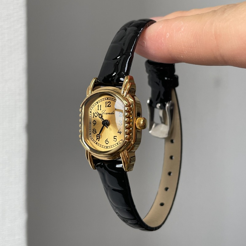 Винтажные овальные женские ква – обзор и цена Vintage Digital Watch